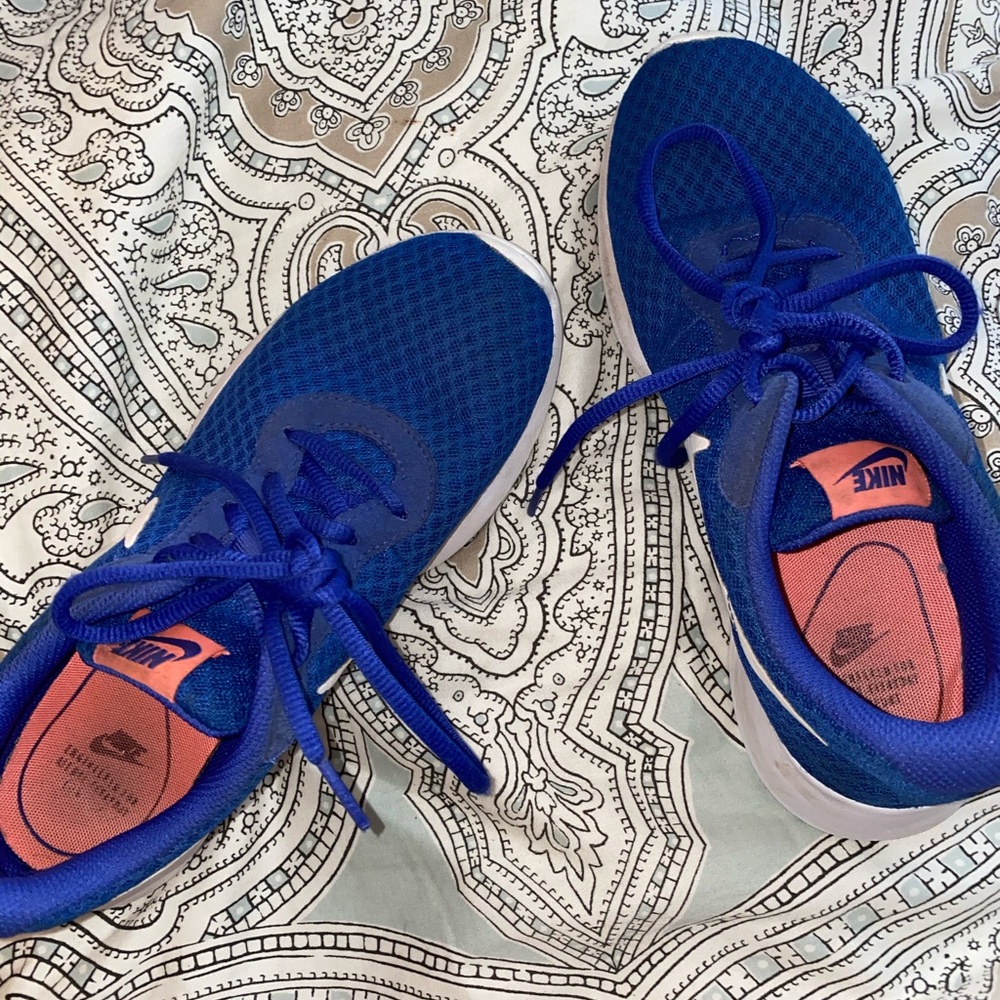 Blue Nike running shoes!!